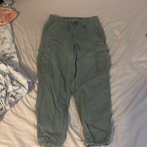 American Eagle Cargo Joggers - Deep sage Green - womans - size 12, regular